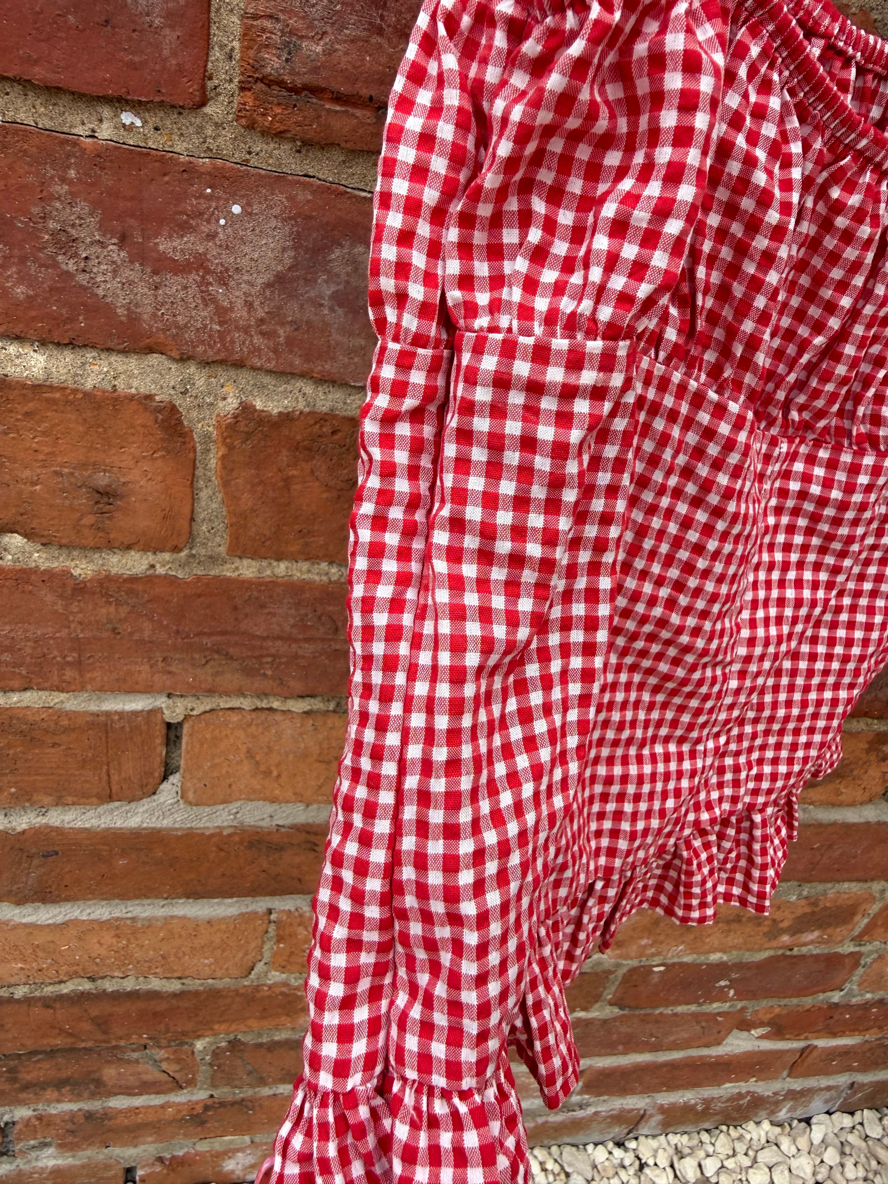 Zara gingham gathered top in re & white